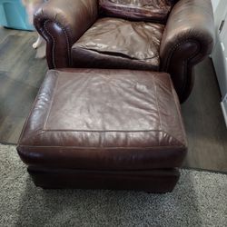 Leather Chair Very Comfy With Ottoman NO RIPS or TEARS