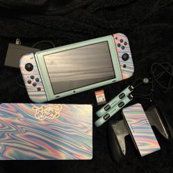 Nintendo Switch + 2 Games