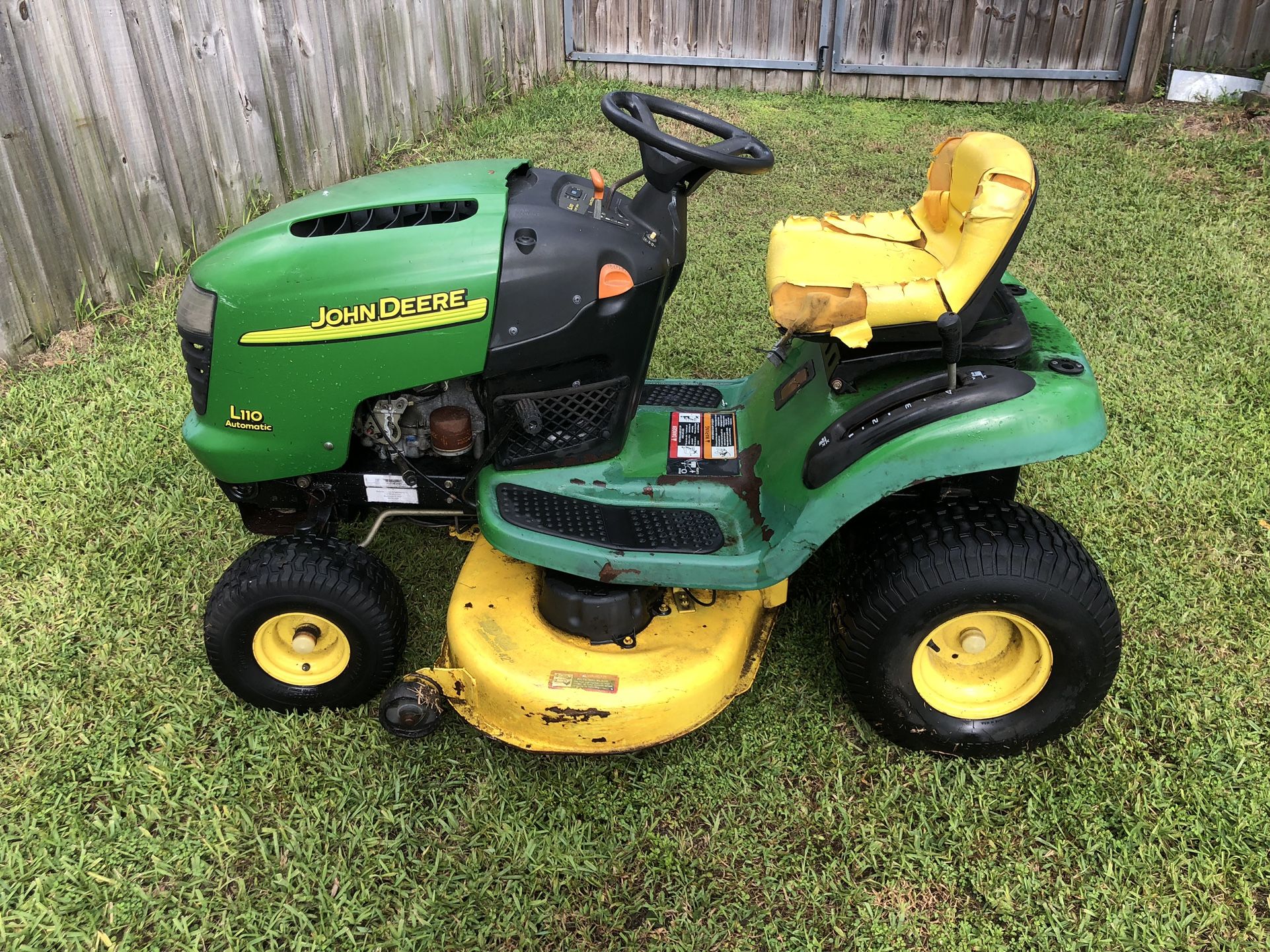 John Deere Lawn Tractor Mower