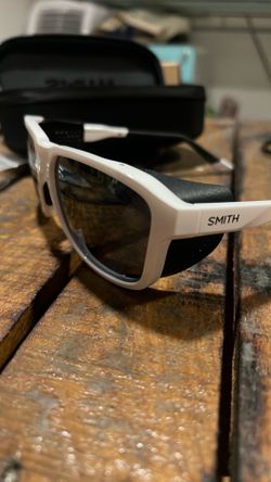 Smith Embark Sunglasses - New in box
