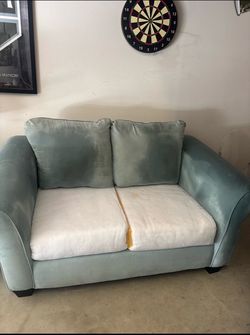 Love seat