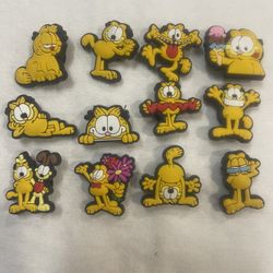 GARFIELD CROC CHARMS