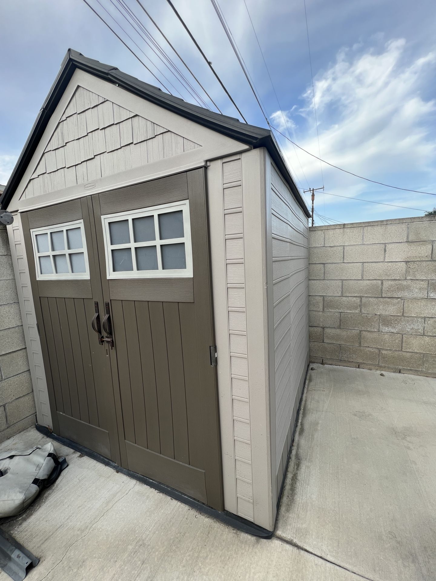 Storage Shed (7’x7’x7’)