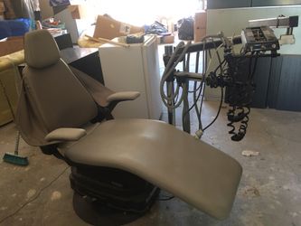 Dental office chair