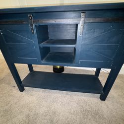 Kirkland Farmhouse console 