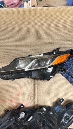 Toyota head lights