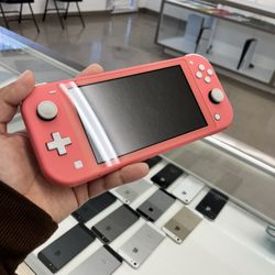 Nintendo Switch Lite 