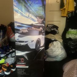 BMW i8 Coupe 12-volt Battery Powered 