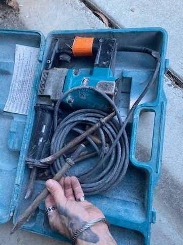 Makita Power Hammer With Bits