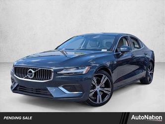 2022 Volvo S60 Recharge Plug-In Hybrid