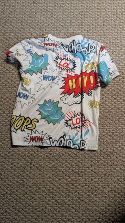 Graphic tee