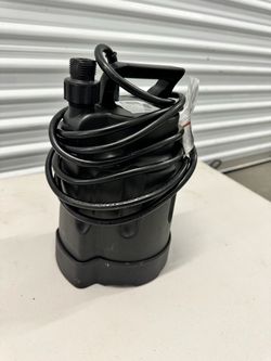 Utilitech 1/6-HP 115 -Volt 25.0-GPM Thermoplastic Submersible Utility Pump