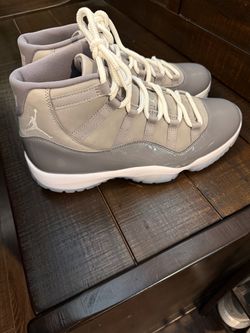 Air Jordan 11 cool grey size 10.5
