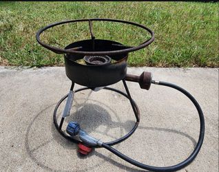 Cooker & Full Propane Tank $55