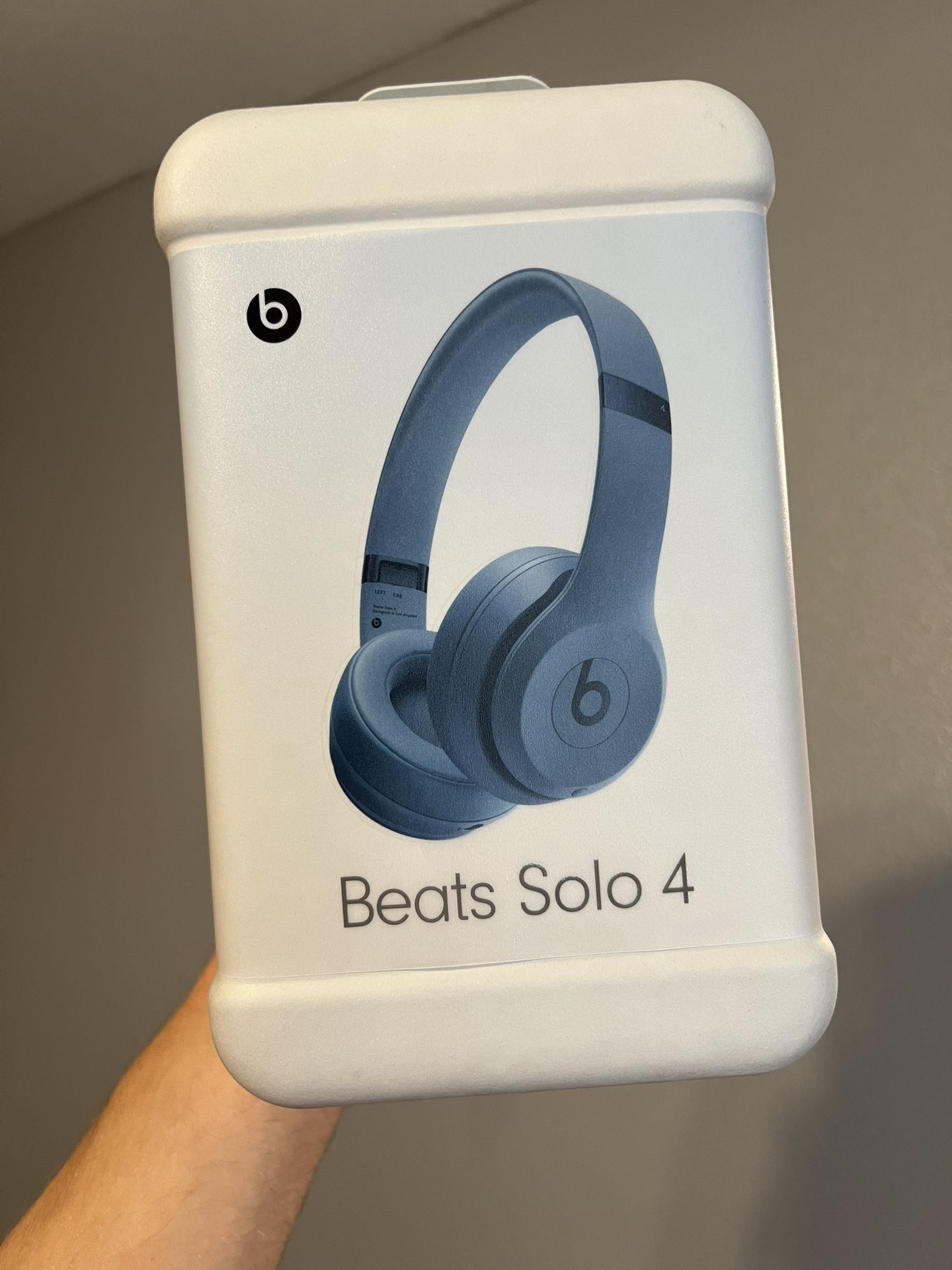 Beats Solo 4