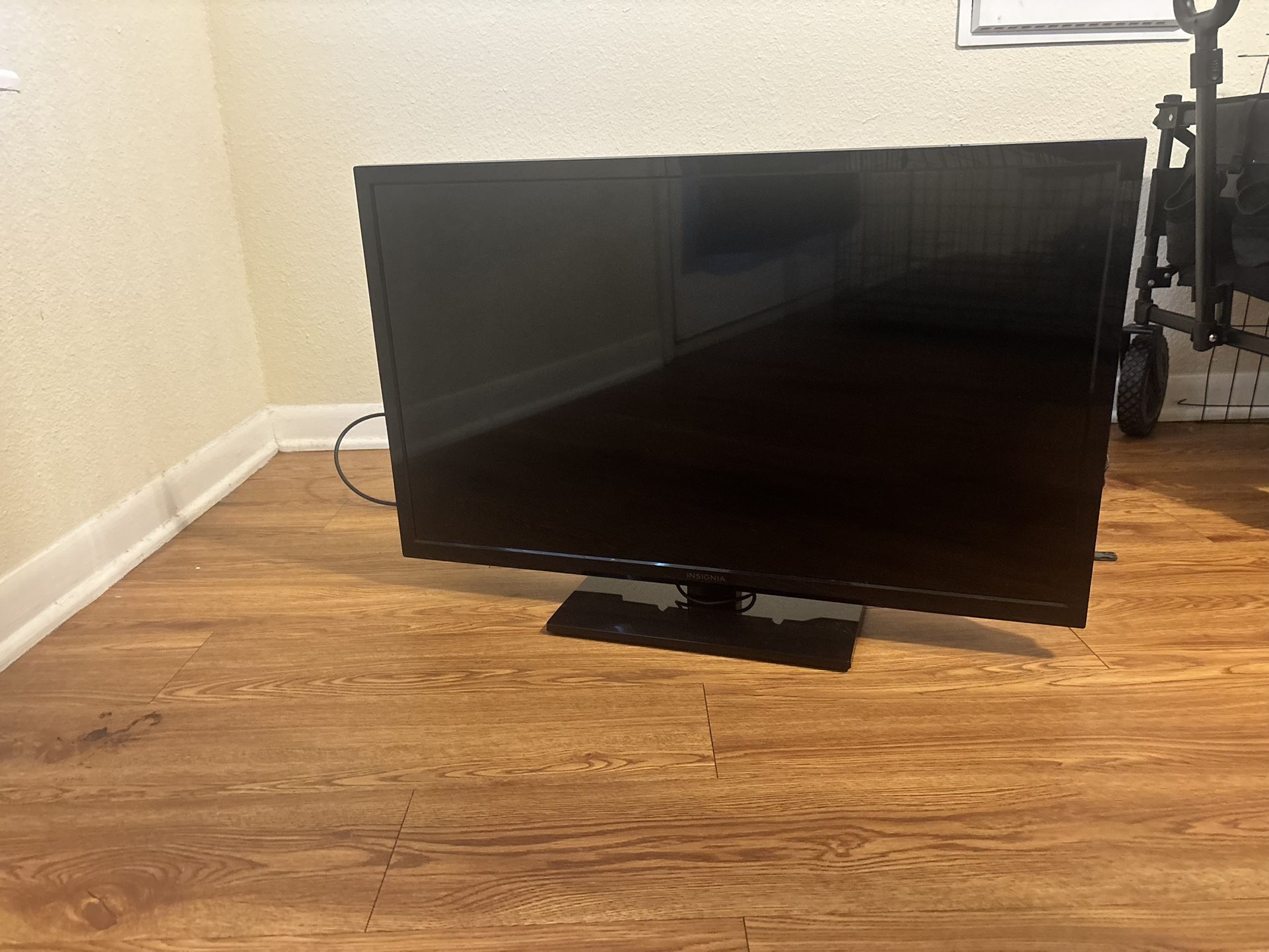 32 inch TV
