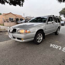 2000 VOLVO V70 R AWD 229000 mi CLEAN TITLE IN GREAT SHAPE 2025 REGISTRATION 