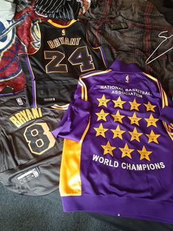 Official kobe/lakers throwback gear all sz lg best offer!