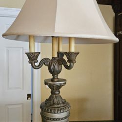 Traditional candelabra-style table Lamp 