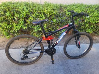 Mongoose Standoff Mountain Bike