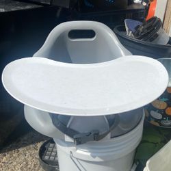Booster Seat Price 15$. Pick Up.  E.   72.  and Grand View.  E.  Tacoma 