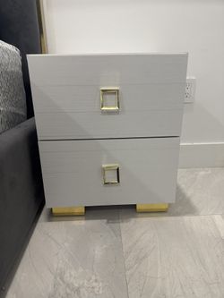 Nightstands – Set of 2