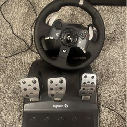 Logitech G920 Racing Wheel