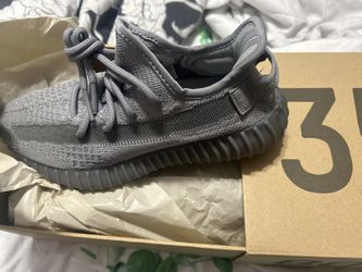 Yeezy Boost 350 V2 Size 6