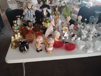 House hold collectible items