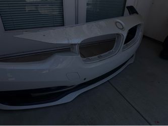 3 SERIES BUMPER OEM with LIGHTS