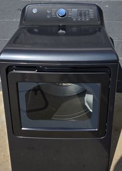 GE Dryer for Sale 
(Like New)
Comes w/ Warranty 
Delivery Available 

Our Store is Located at:
1260 Highway 85 North 
Fayetteville,  GA