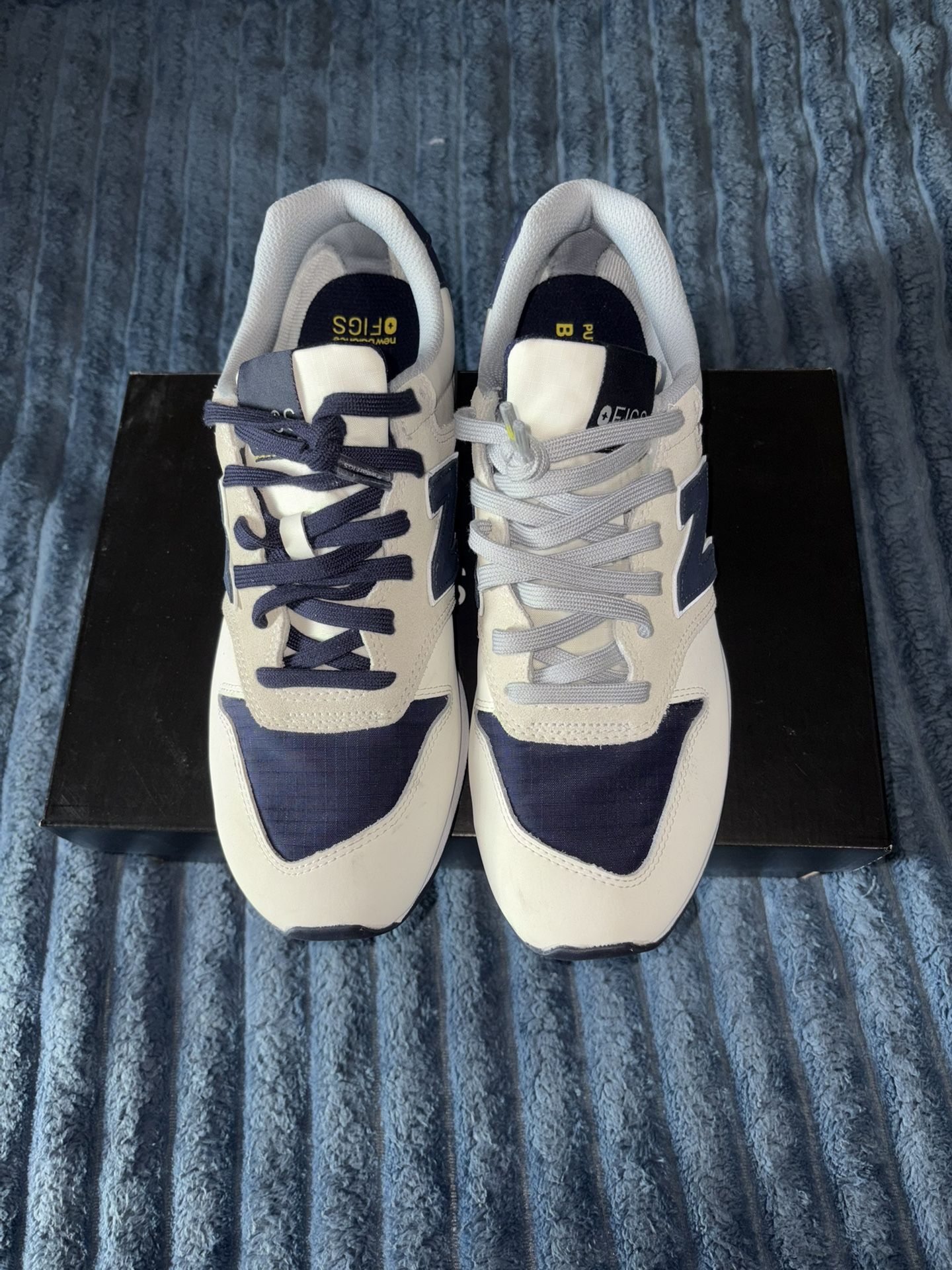 🔥 FIGS x New Balance Collab — Size 11