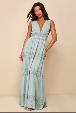 Lulu’s Sage Brush Chiffon Layered Maxi Dress