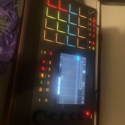 Akai Professional Mpc Live 2 