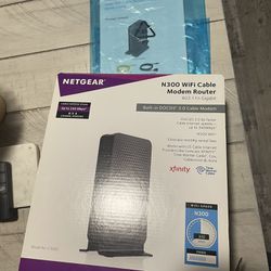Netgear N300 Wifi Cable Módem Router Model C3000  For (((Xfinity Only)))It’s Like New 