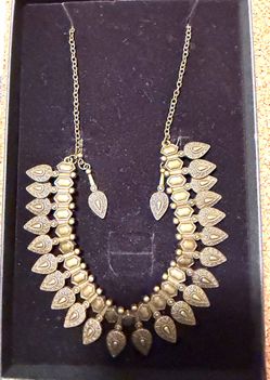 Brand new statement piece, gold tone choker and earrings box New