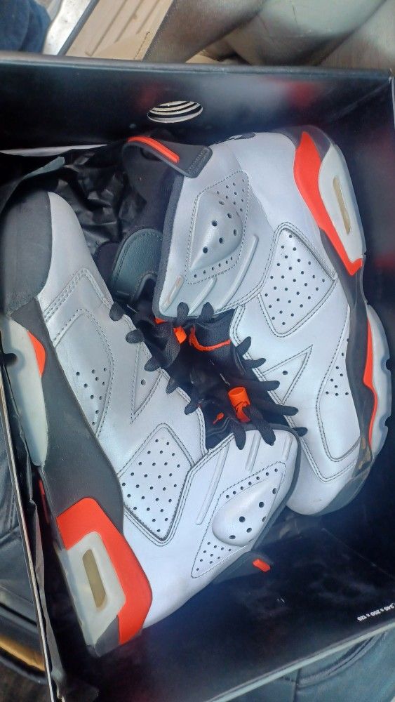 Air Jordan 6 Retro