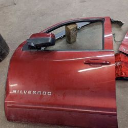2014 - 2019 Chevy Silverado Drivers Left Front Rear Door