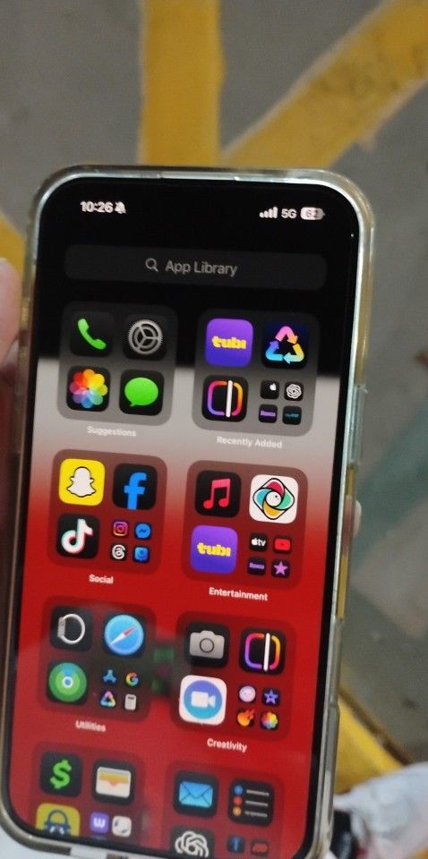 iPhone 16 Plus