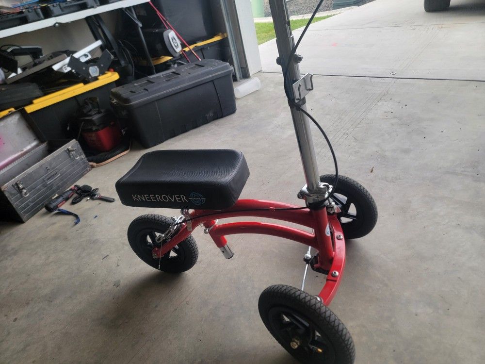 KneeRover Personal Scooter