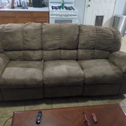 Dual Reclining Sofa