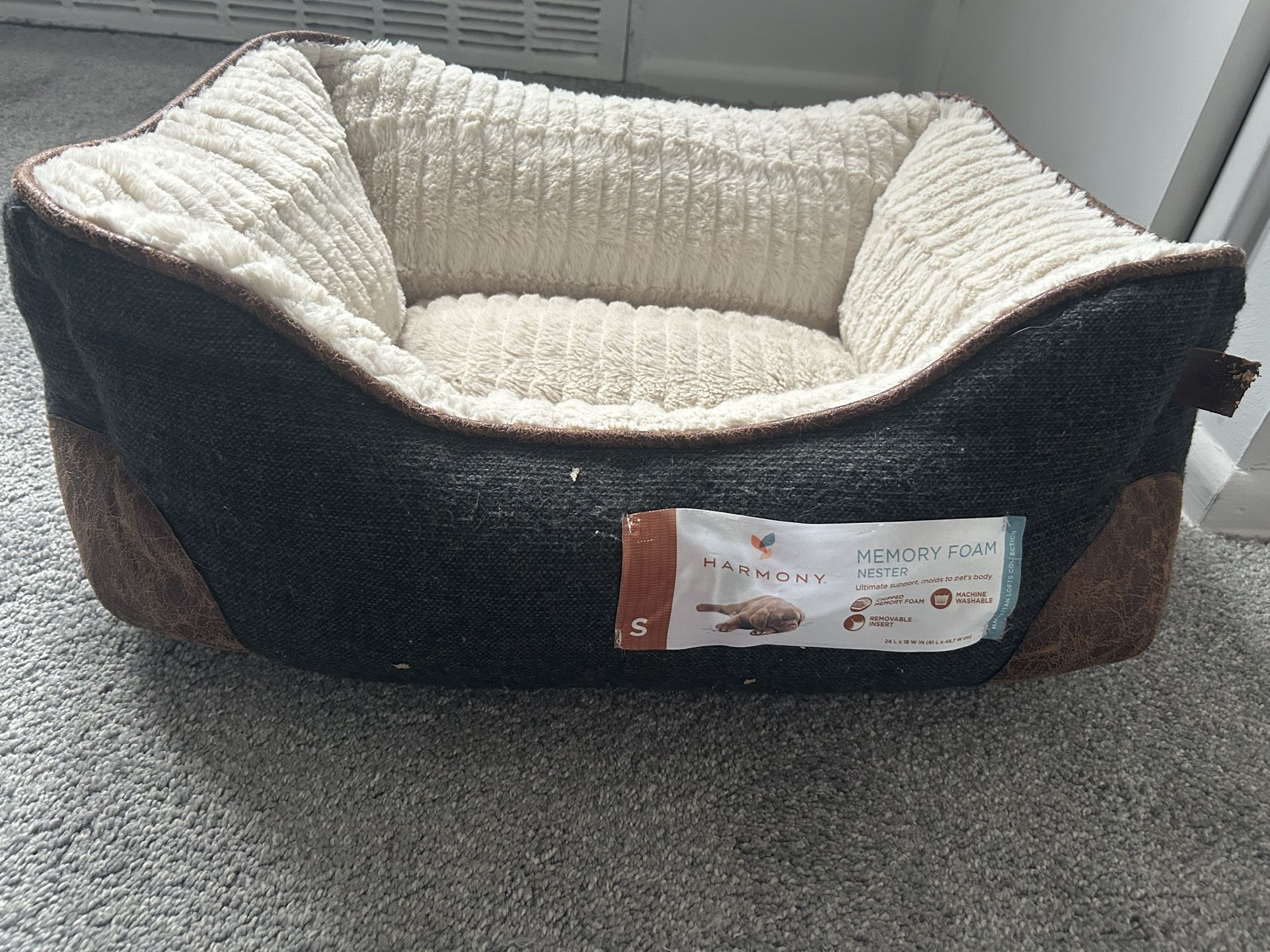 Small Pet Bed Harmony Memory Form