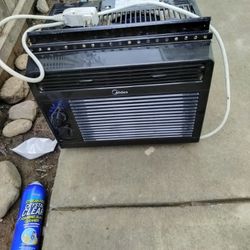 Lightly Used Ac Unit Runs Great 