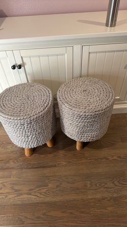 Round stools