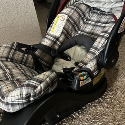 Eddie Bauer Infant Car Seat - High Quality For free- Pick tomorrow 