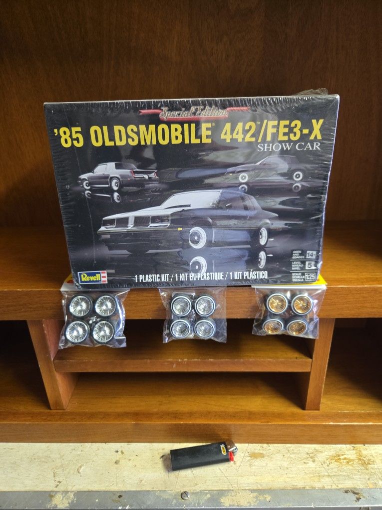 Model Kit