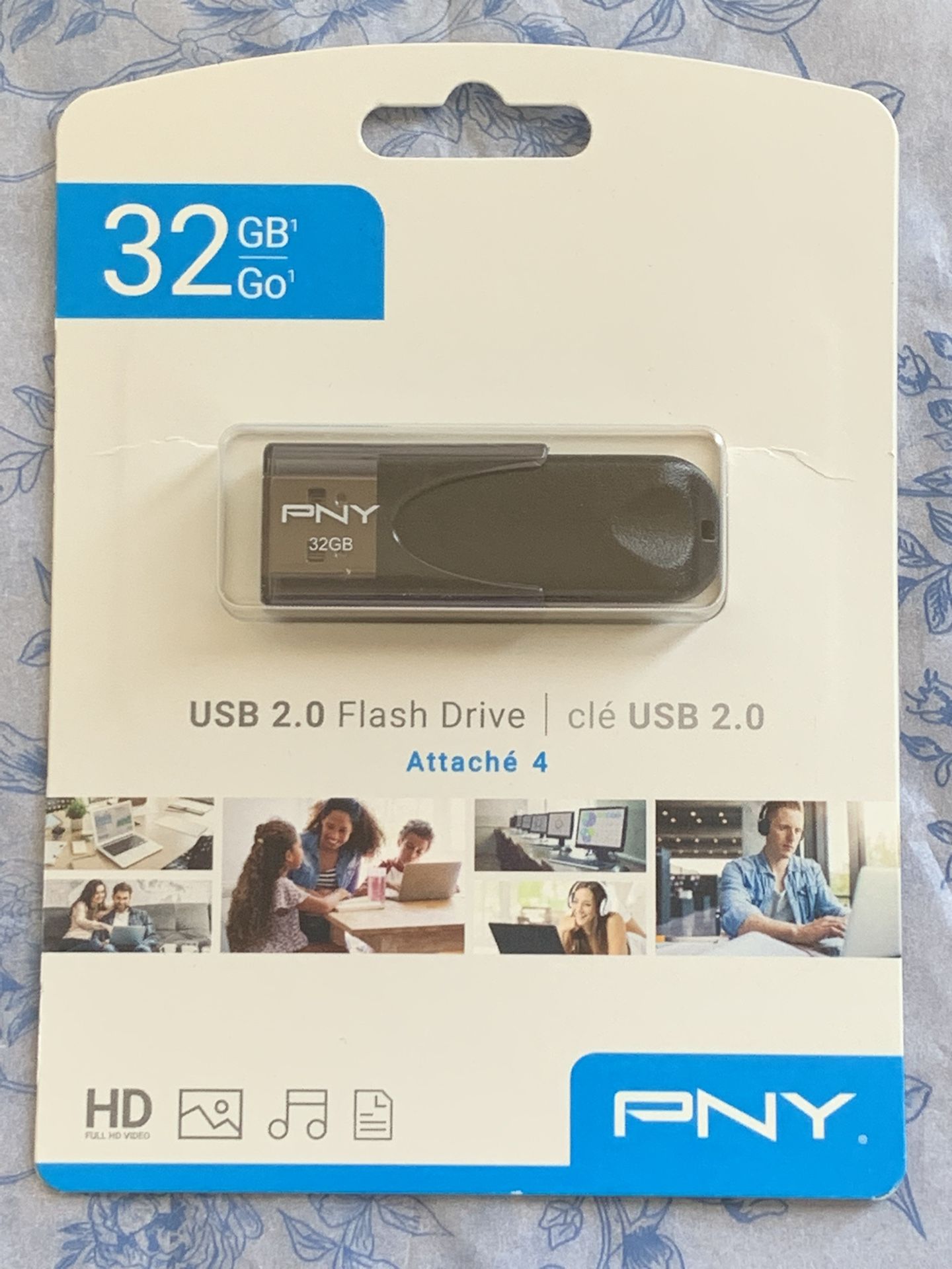 32 GB USB Flash Drive New In Package