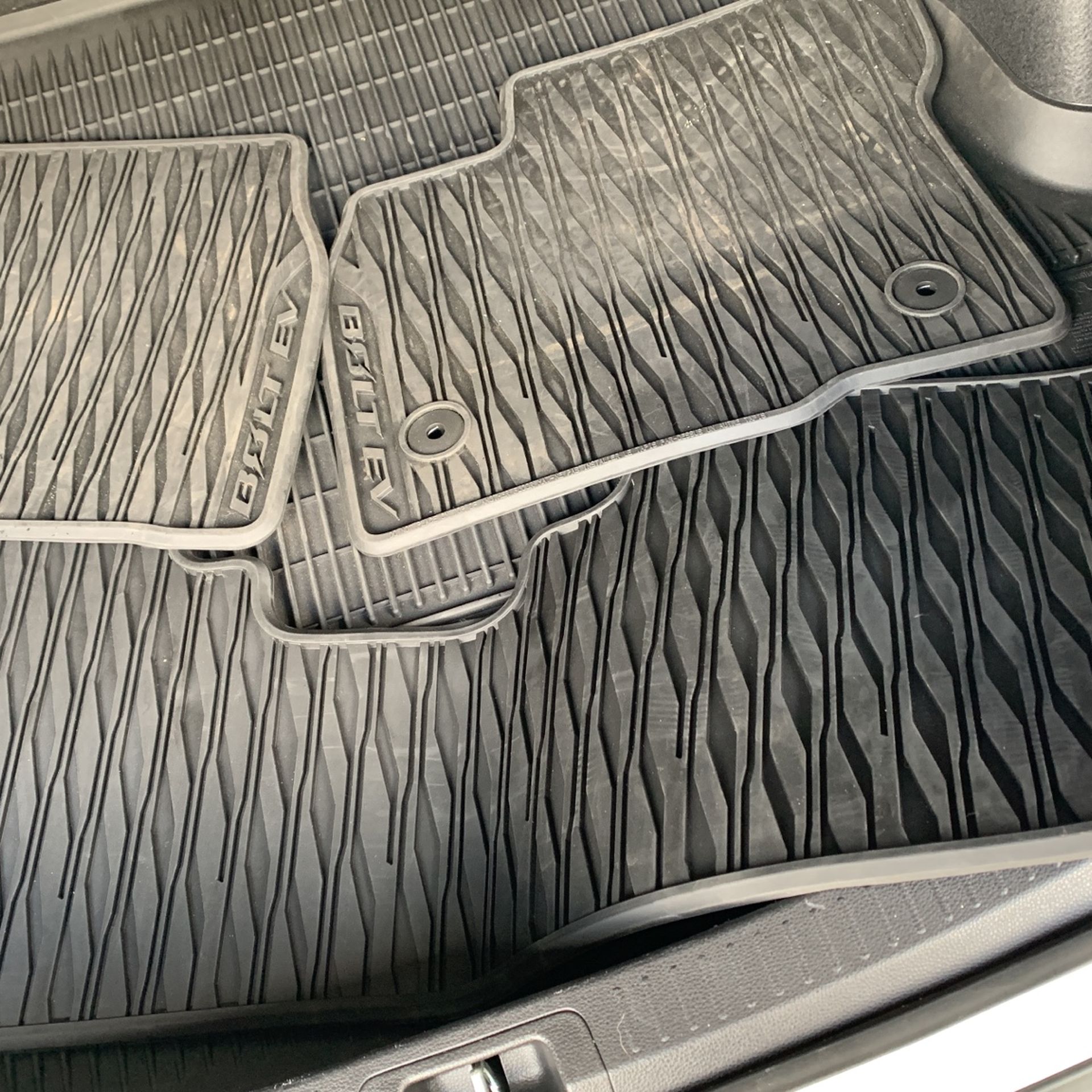 Chevy bolt Mats