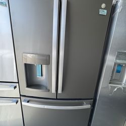 Open Box Refrigerator Slate 