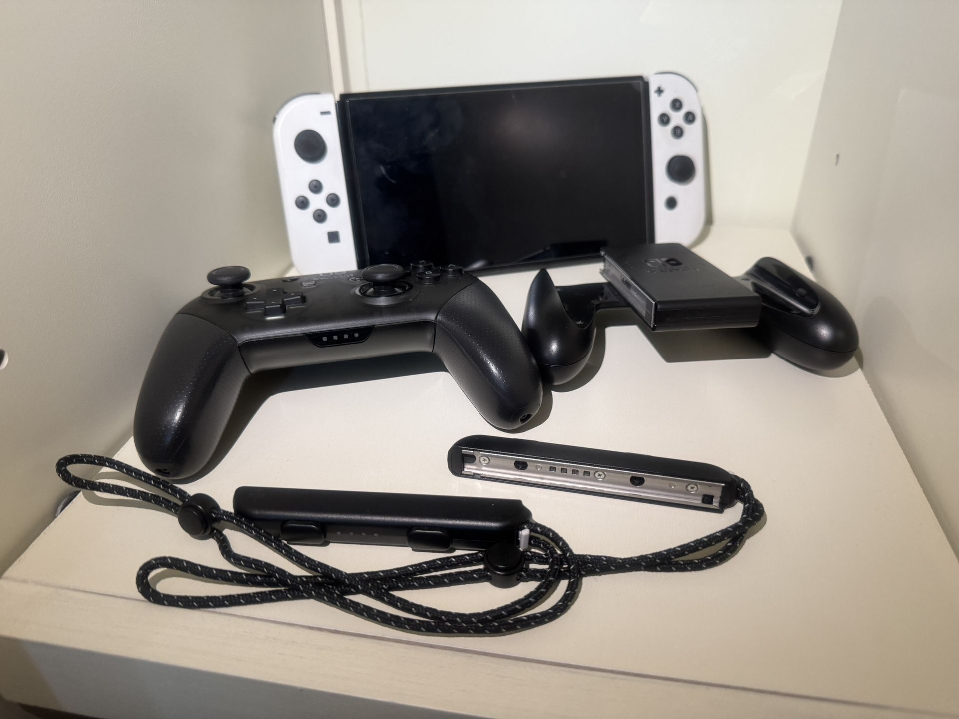 OLED Switch Black & White